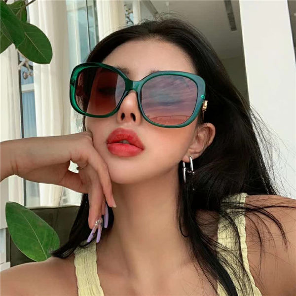 ☆「时尚达人首选」巴宝莉Burberry☆2020全网最新太阳眼镜流行趋势销量排行第一,让你做最耀眼最酷的时尚达人