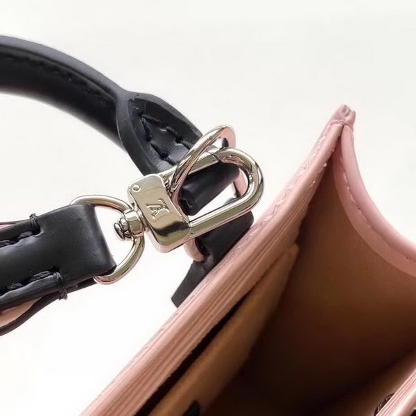 【原版皮】路易威登/LV Petit  Sac Plat手袋， Epi皮革浓缩经典设计，轻盈而充裕的构型可容纳手机等日常所需，可拆卸肩带实现手提，肩背和斜挎选择，款号：M69575