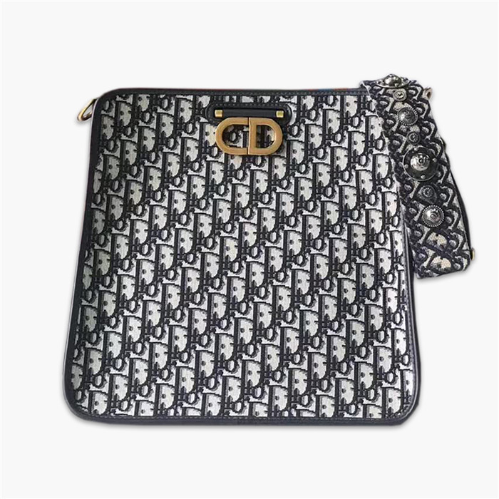 【原版皮】迪奥/Dior 肩背包，选用Oblique提花帆布搭配同色系牛皮皮革裁制而成，饰以CD徽标锁扣