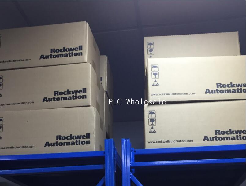 New sealed 5069-OA16 Allen BradleyCompact 5000 AC Output Module