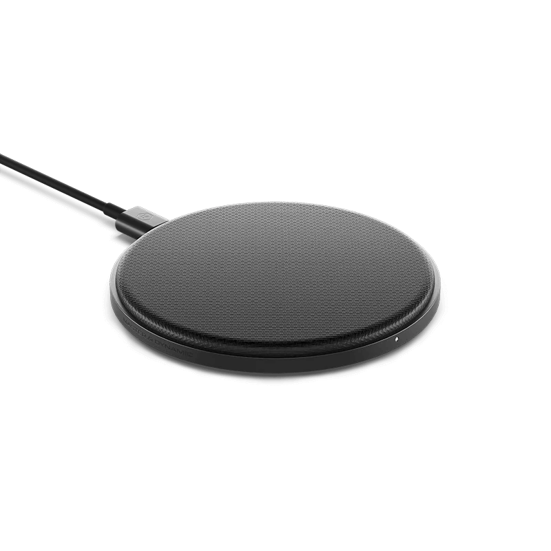 MC100 Wireless Charge Pad (Gunmetal Aluminum / Black Coated Canvas)
