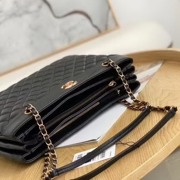 【原版皮】香奈儿/Chanel 购物袋，明星贵妇们的最佳新宠，小香棱格概念，皮链袋，双C标志，一眼钟情，采用进口小羊皮，柔软细腻，皮质独特，纹络更显高档质感，款号：57030