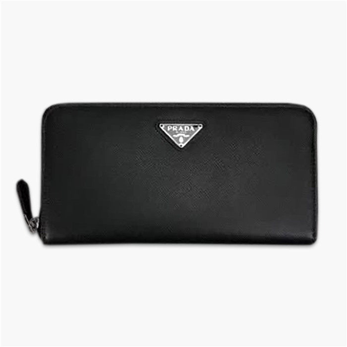 【原版皮】普拉达/Prada 拉链钱夹，选用十字纹小牛皮裁制而成，正面点缀三角唛徽标，经典之作，简单时尚，款号：1ML506