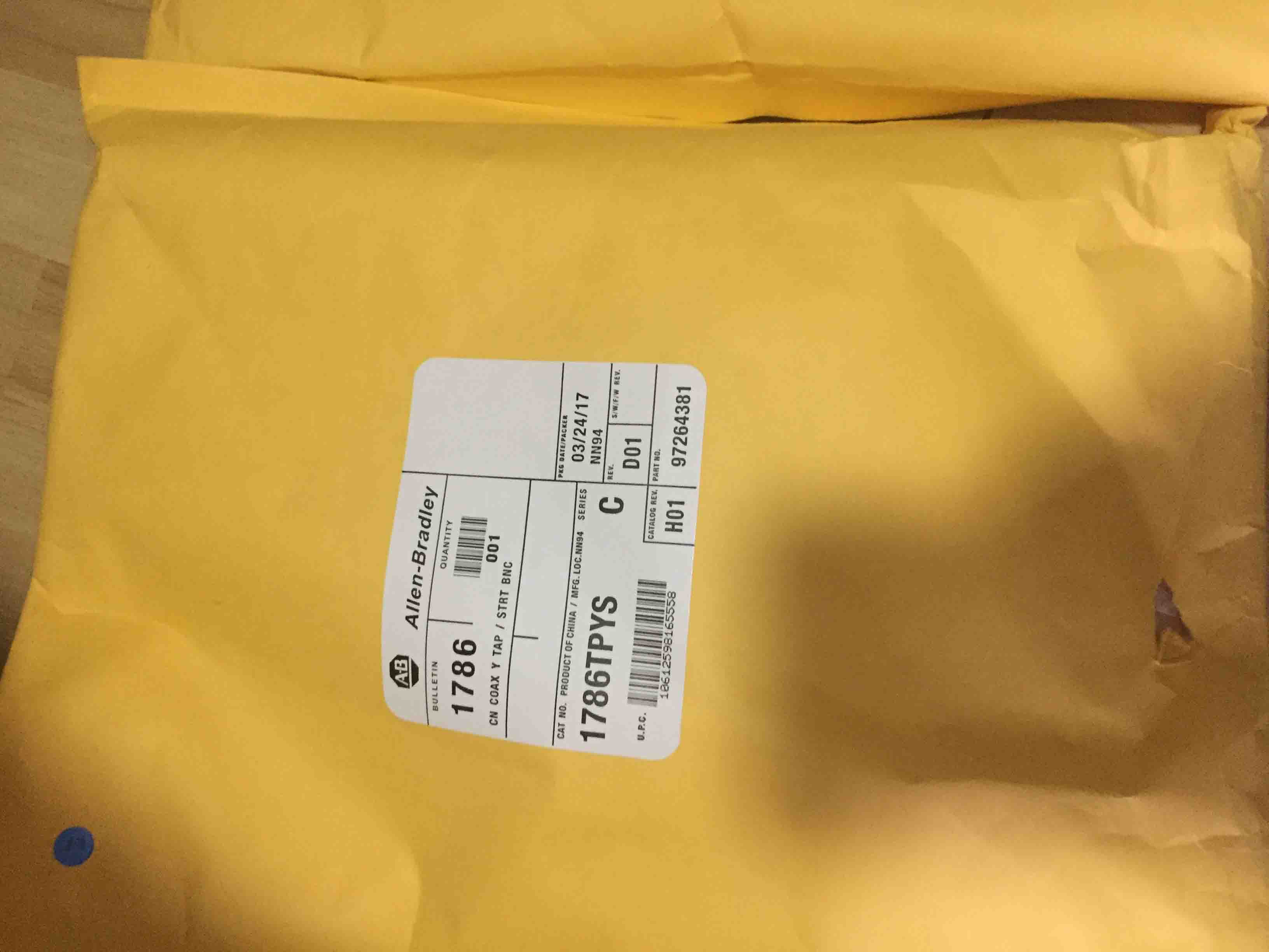 Allen Bradley 1786-TPYS ControlNet Coaxial Straight Y-Tap