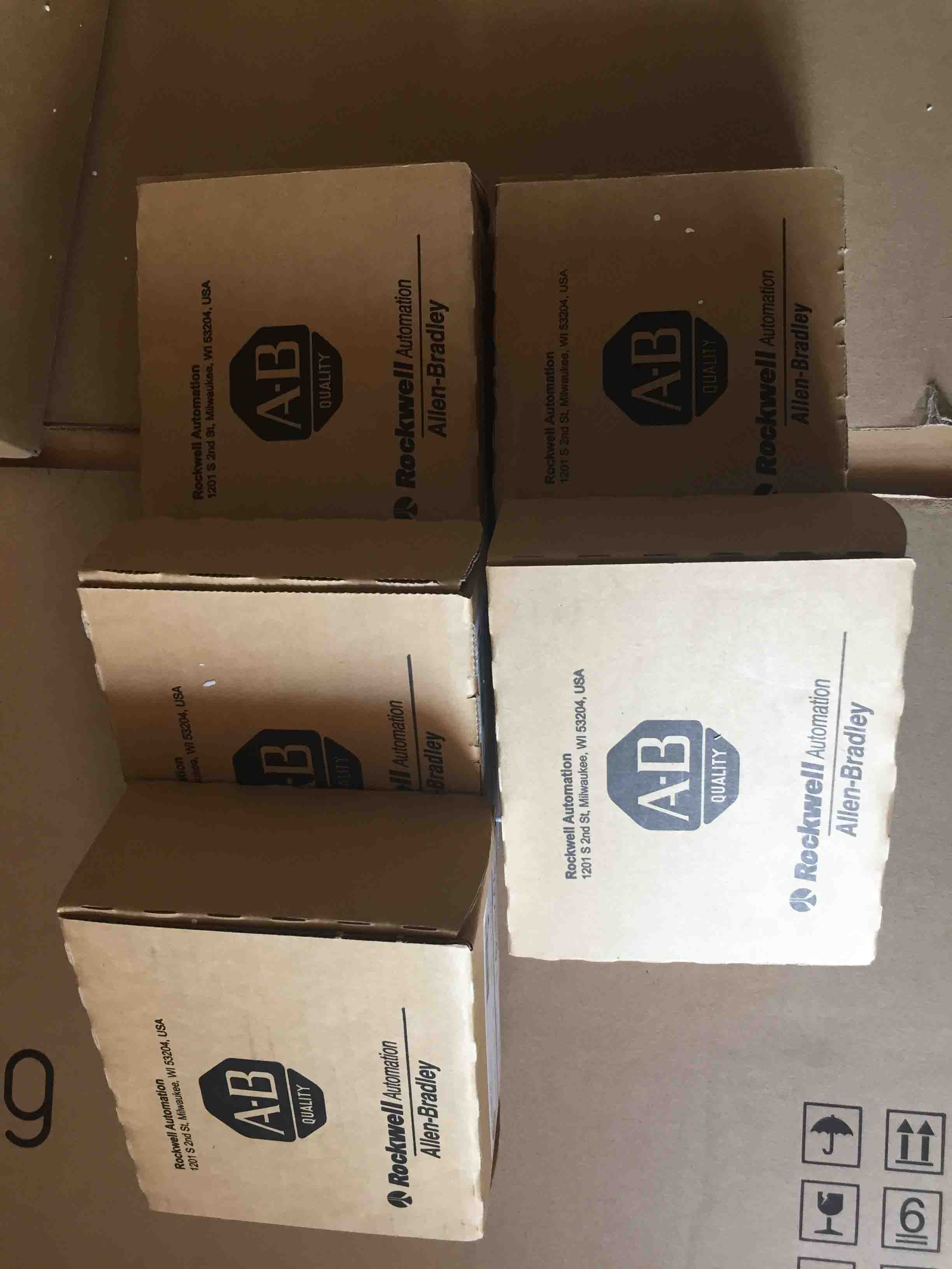 22D-D6P0H204 Allen Bradley PowerFlex 40P- 2.2 kW (3 HP) AC Drive